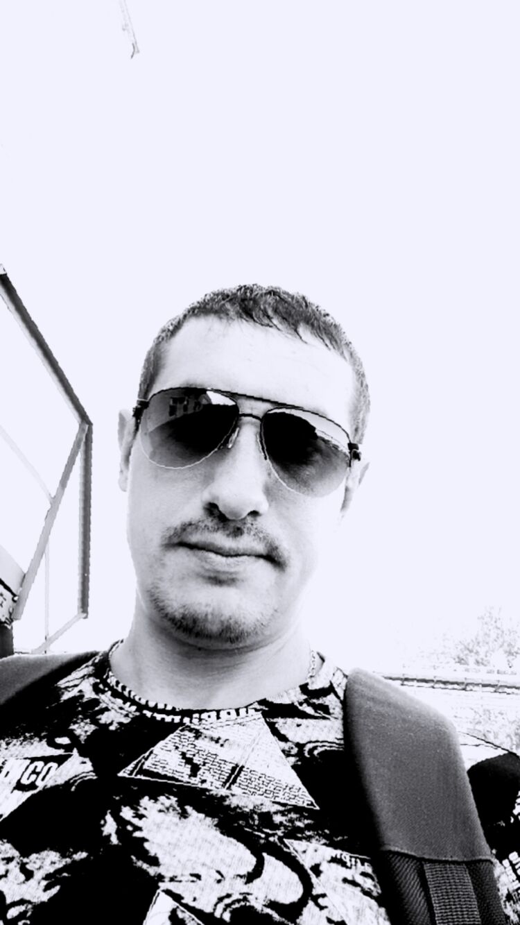  48050409  , 37 ,    