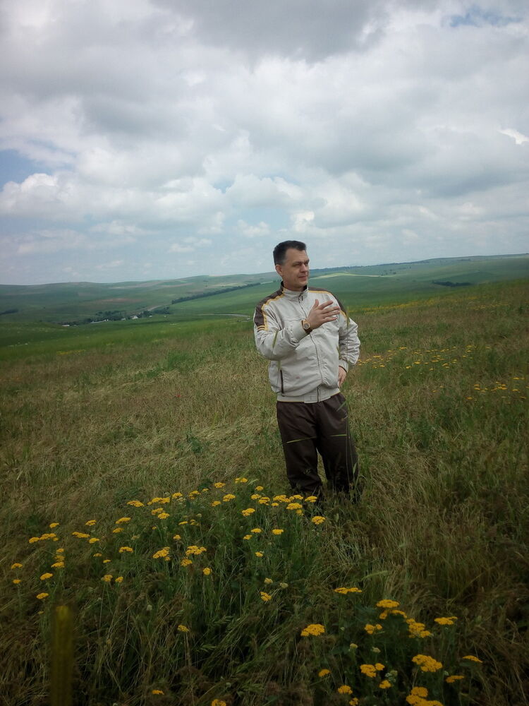  6160589  Roman, 54 ,    