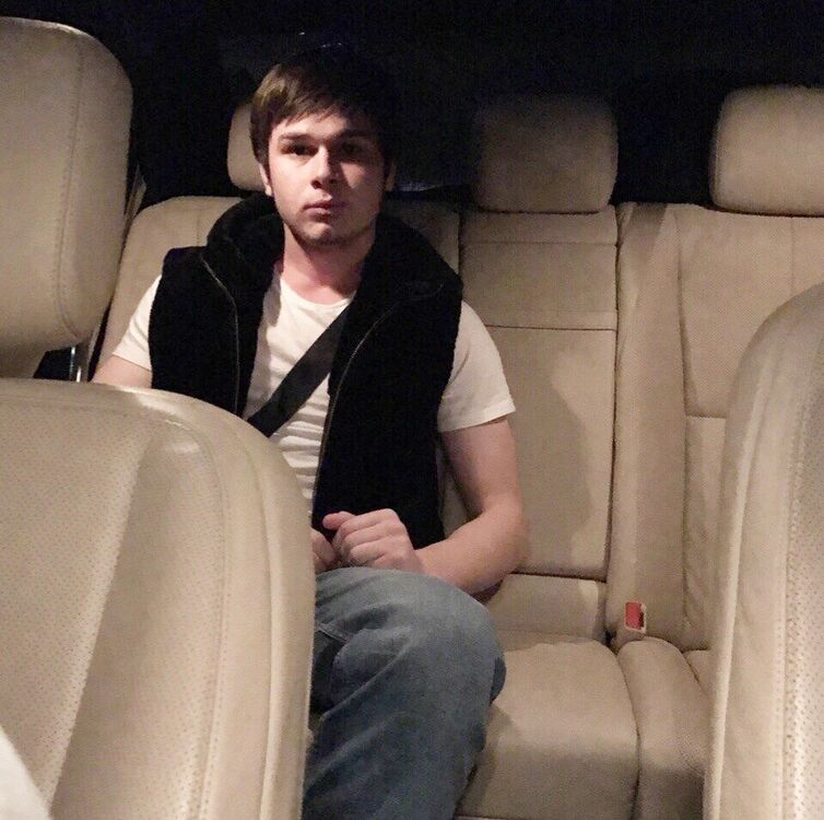 ���� 9739519 ������� �����, 32 ����, ���� ���������� � ������