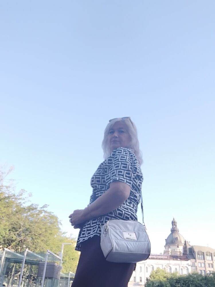  Hatvan,   , 55 ,     , c 