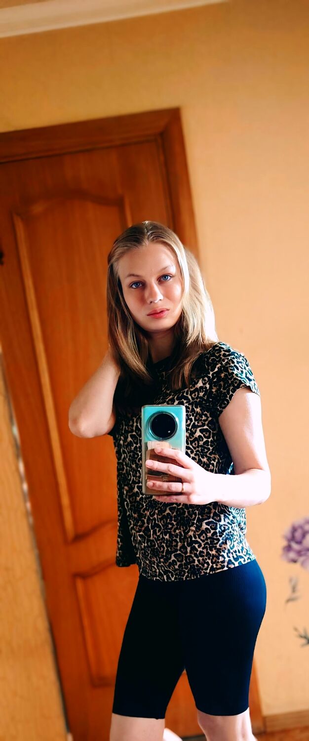  53075429  Ekaterina, 27 ,    -