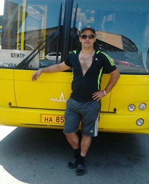  5781499  Dmitrij, 55 ,    