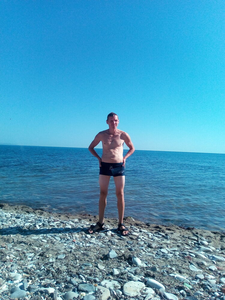  21087269  , 44 ,    