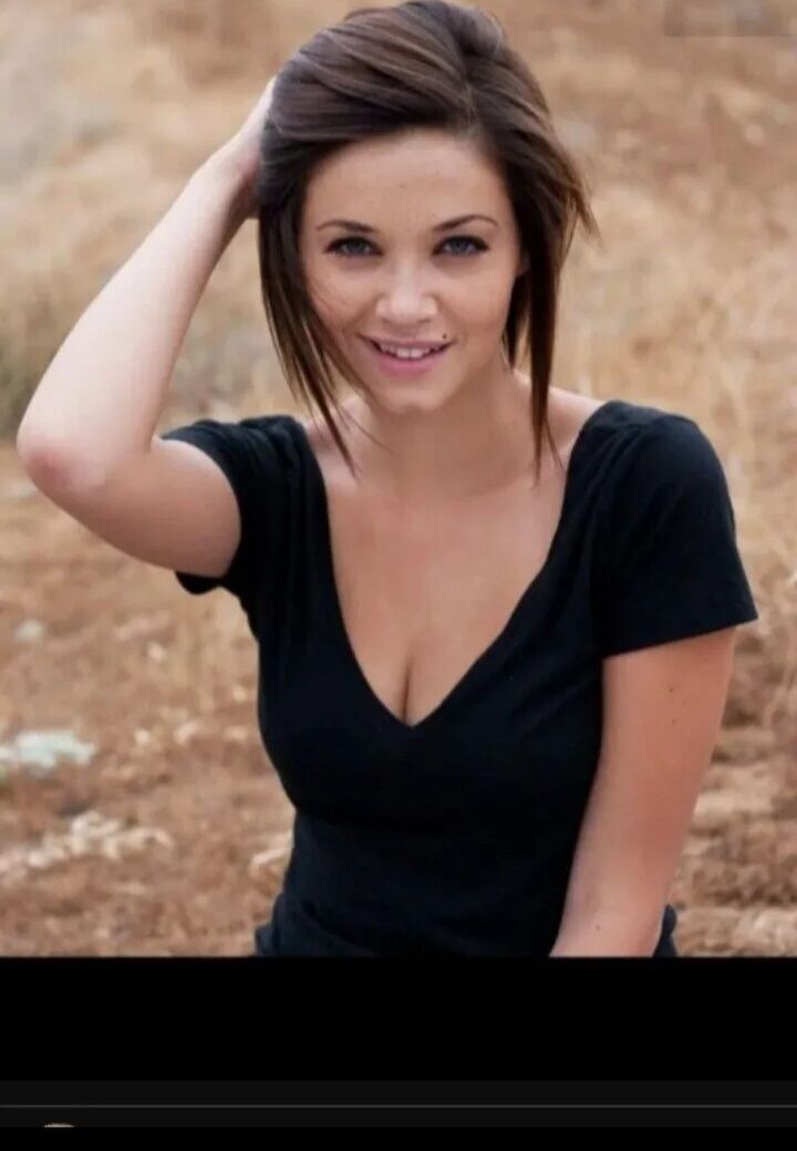  50092719  Lilia, 37 ,    