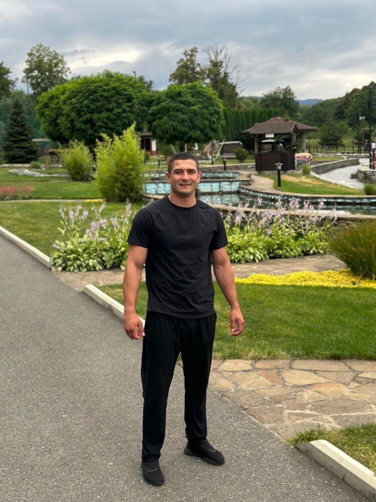  54674789  Vladimir, 26 ,    Deleted