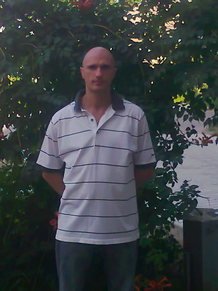  ,   Viktor, 44 ,   ,   , c 