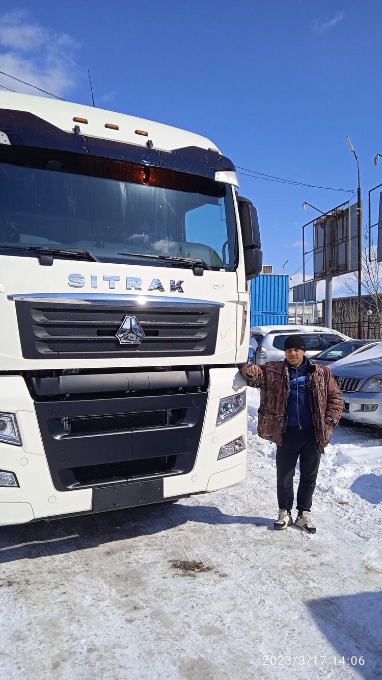  41341769  Evgen, 37 ,    