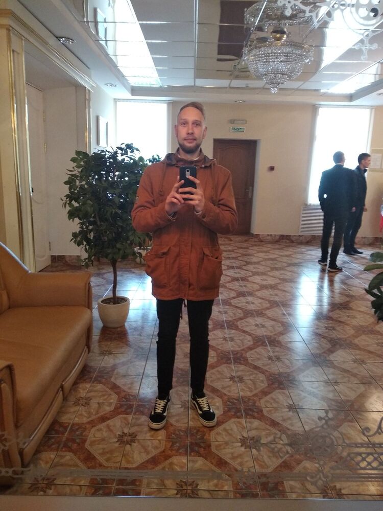 ���� 17241889 ������� �����, 32 ����, ���� ���������� � ������