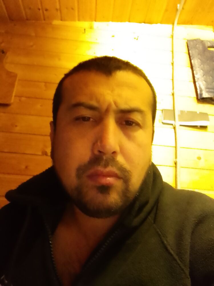  38831889  Ulugbek, 35 ,    -
