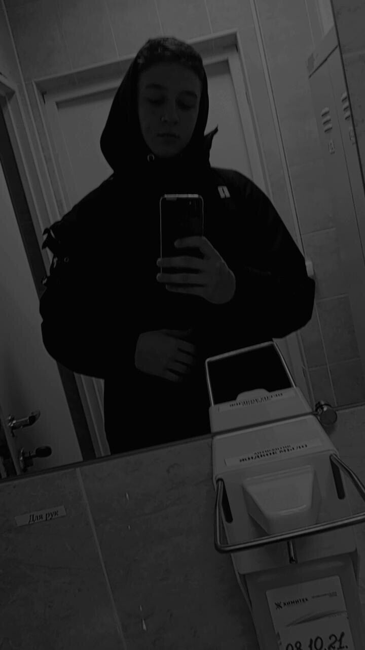  24782429  , 22 ,    