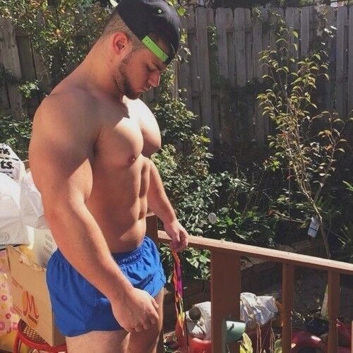  -,   Rasul, 32 ,   ,   , c , 