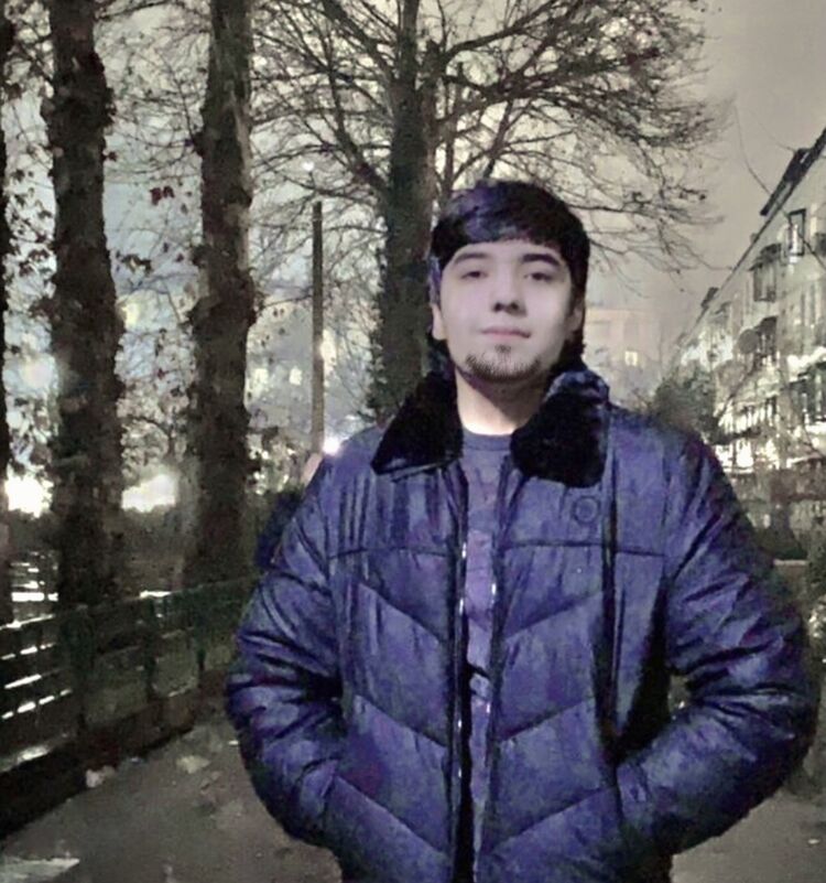  ,   Suren, 21 ,   ,   
