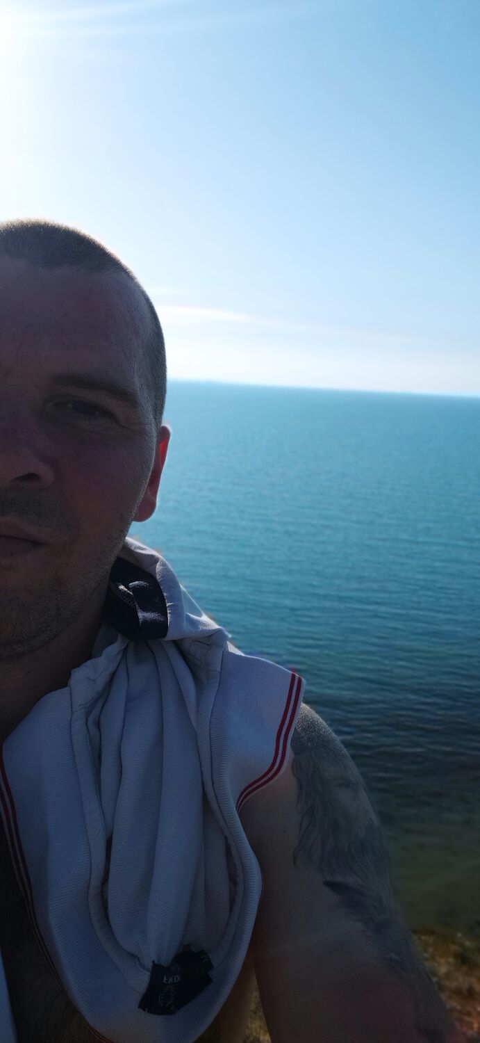  24082749  , 38 ,    -