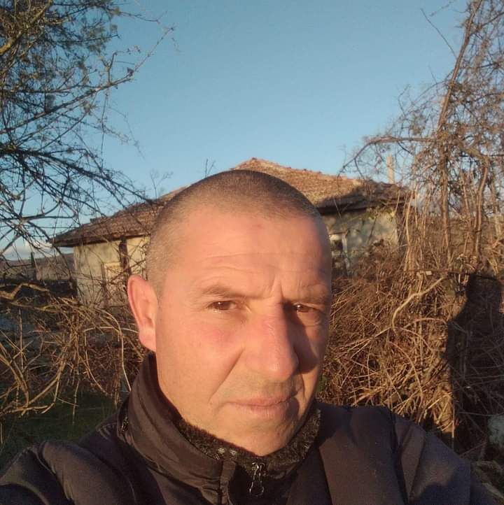  44677399  Sezgin, 51 ,    Ardino