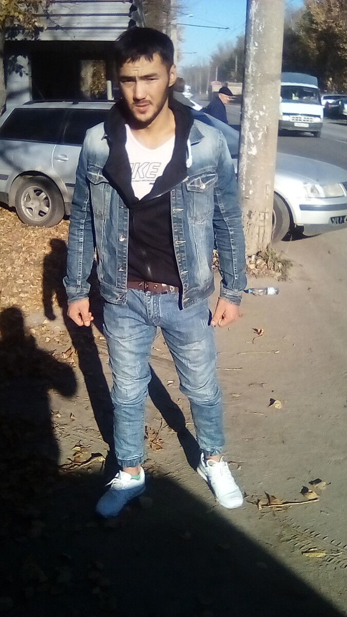  ,   Jon, 29 ,   ,   , c , 