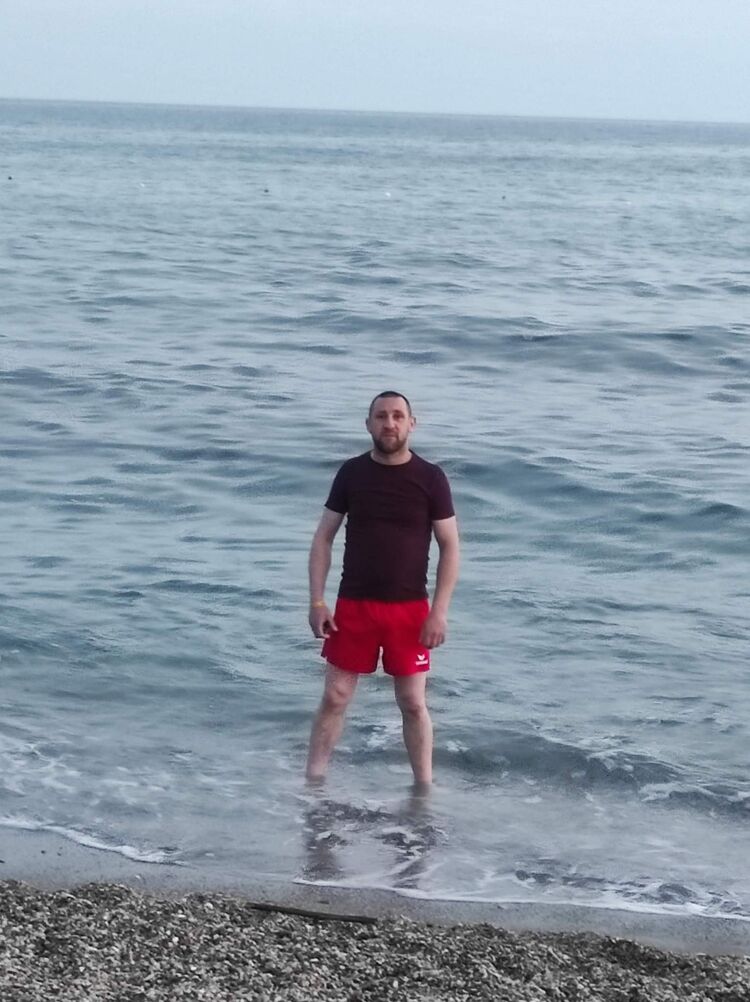  ,   Dima, 35 ,   ,   