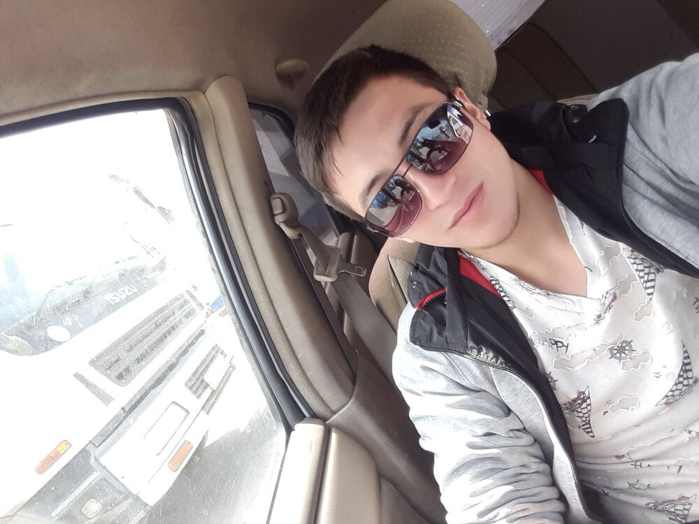 16370269  Boburjan, 26 ,    