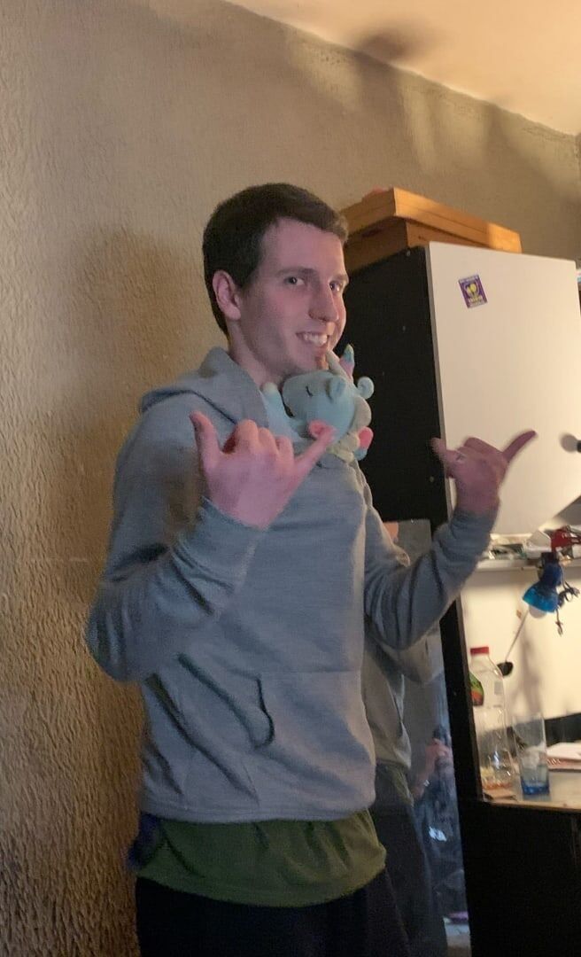 ���� 23233819 ������� �������, 27 ���, ���� ���������� � �����-����������