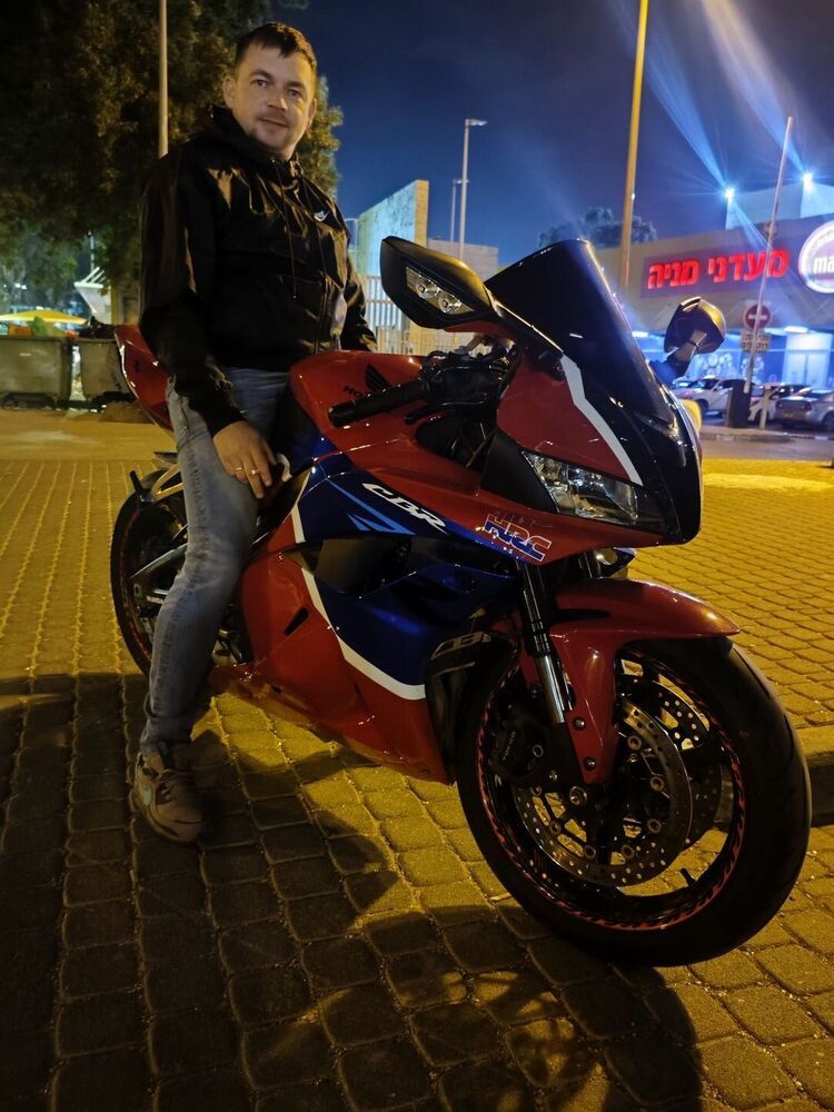  Ashqelon,   Enatan, 32 ,   ,   