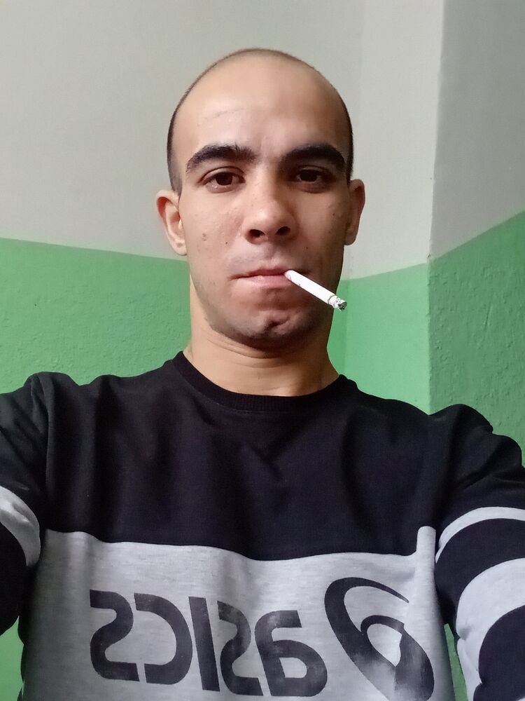  24729919  Alexs, 36 ,    
