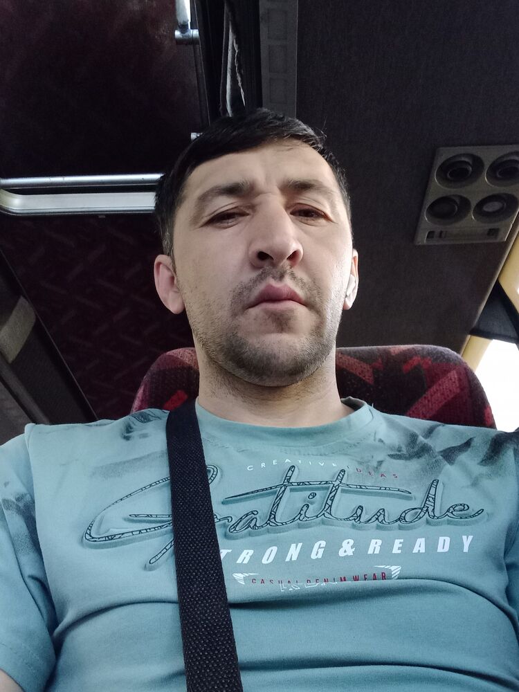  43685479  , 35 ,    