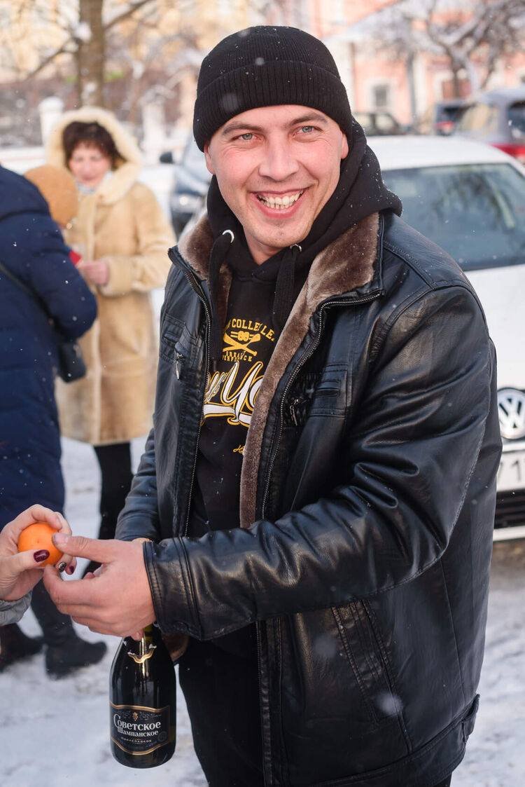 ���� 25697669 ������� �������, 34 ����, ���� ���������� � ������