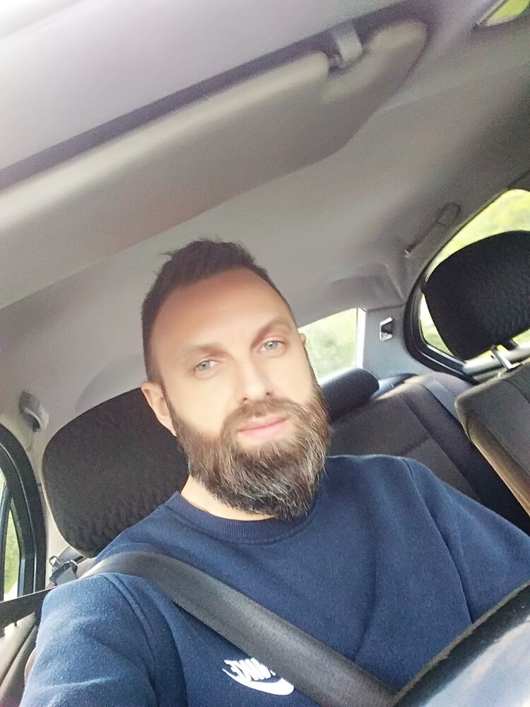  Bielsko-Biala,   , 40 ,     , c , 
