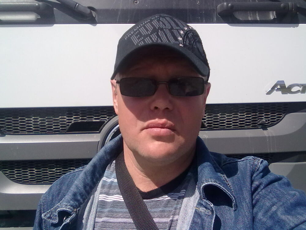  17070019  Nikolas, 52 ,    