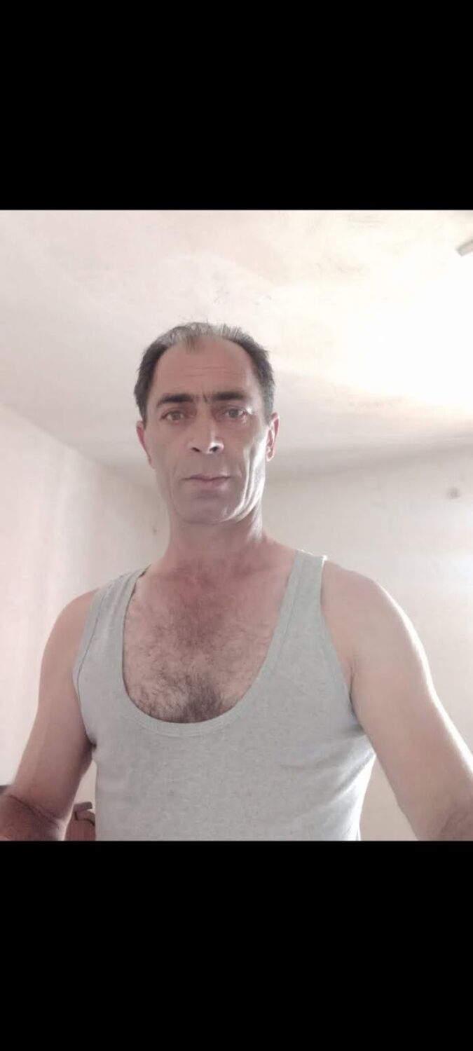  44785639  A r, 52 ,    