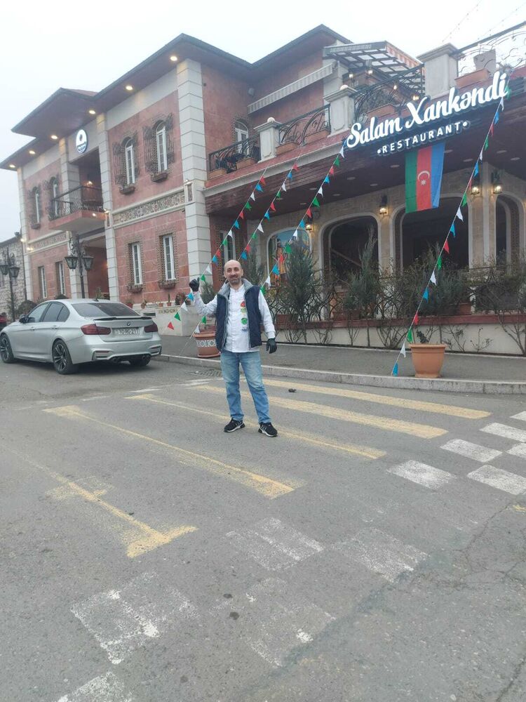  48261579  Etibar, 49 ,    