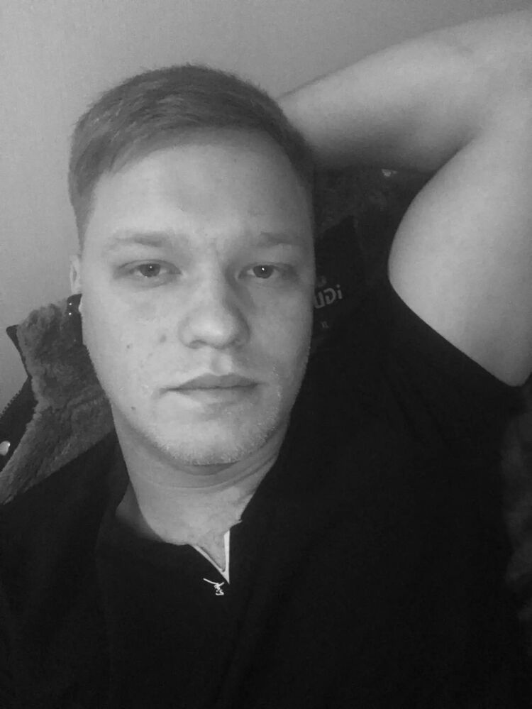  ,   Denis, 27 ,   ,   , 