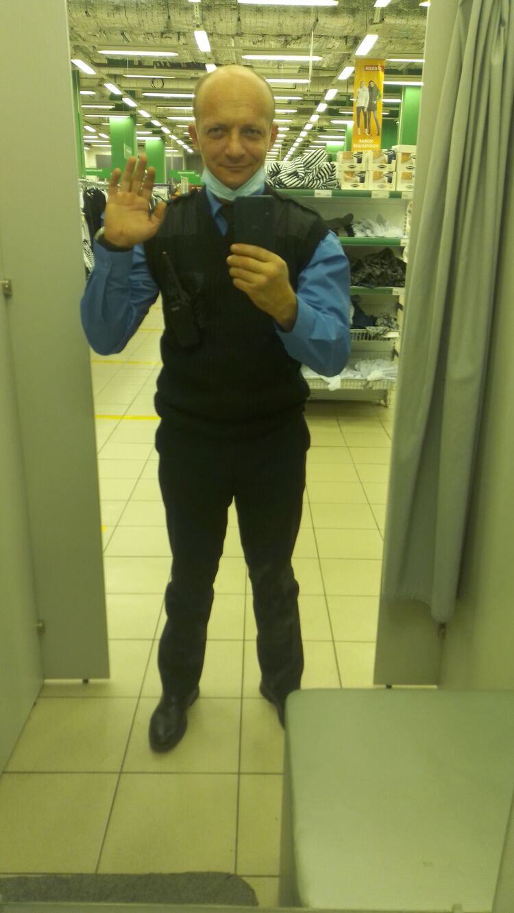  27064029  , 42 ,    