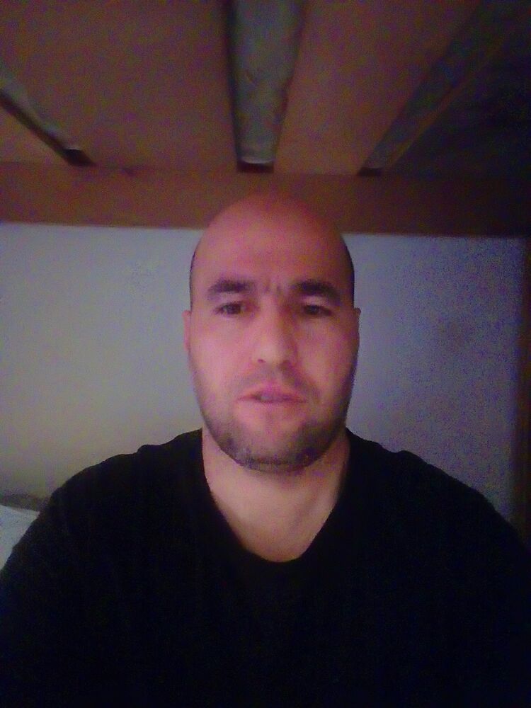  36775589  Aburahman, 36 ,    