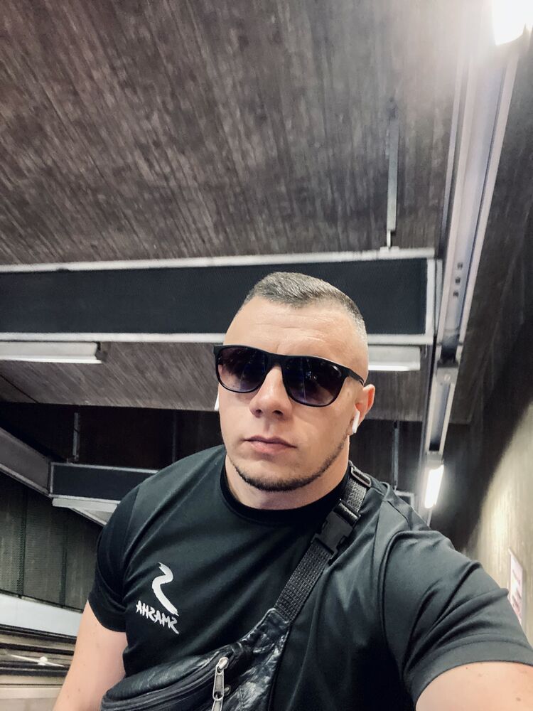  43655009  Volodymyr, 34 ,    