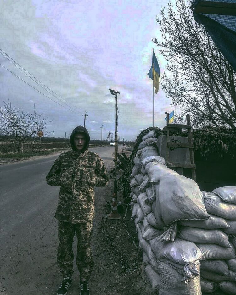  26051689  , 21 ,    