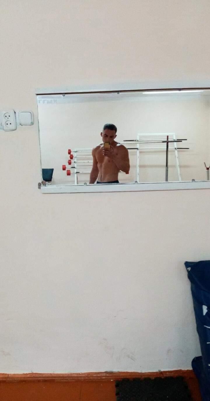  31756899  , 25 ,    
