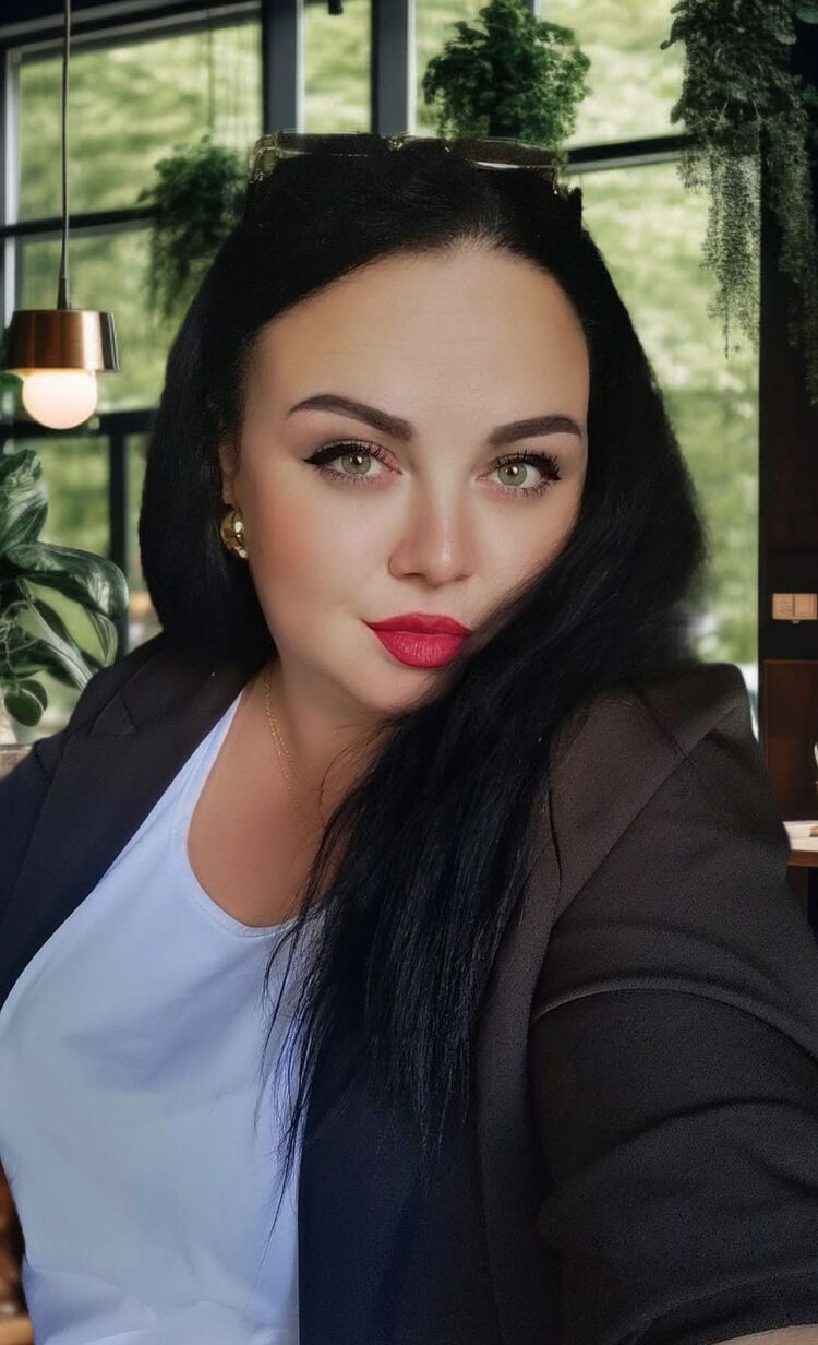  53158029  Maria, 35 ,    