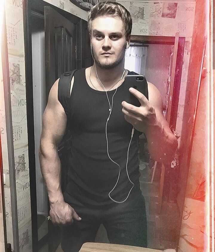  ,   Vlad, 32 ,   ,   , c , 