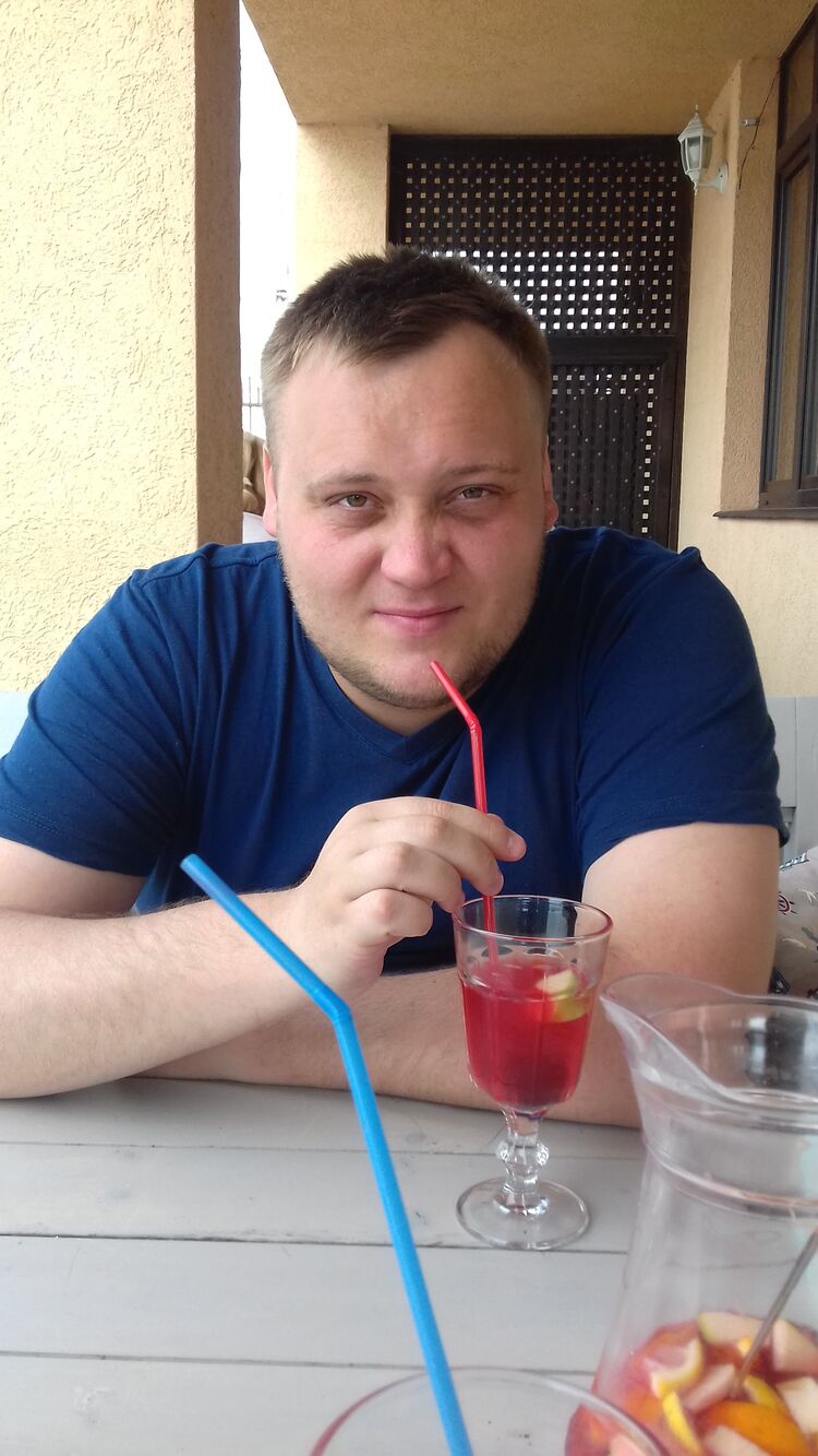  52120919  , 34 ,    -