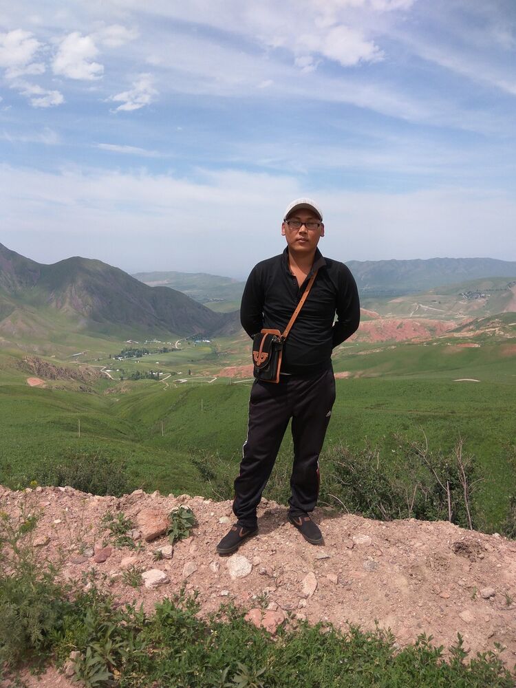  ,   Samat, 35 ,   