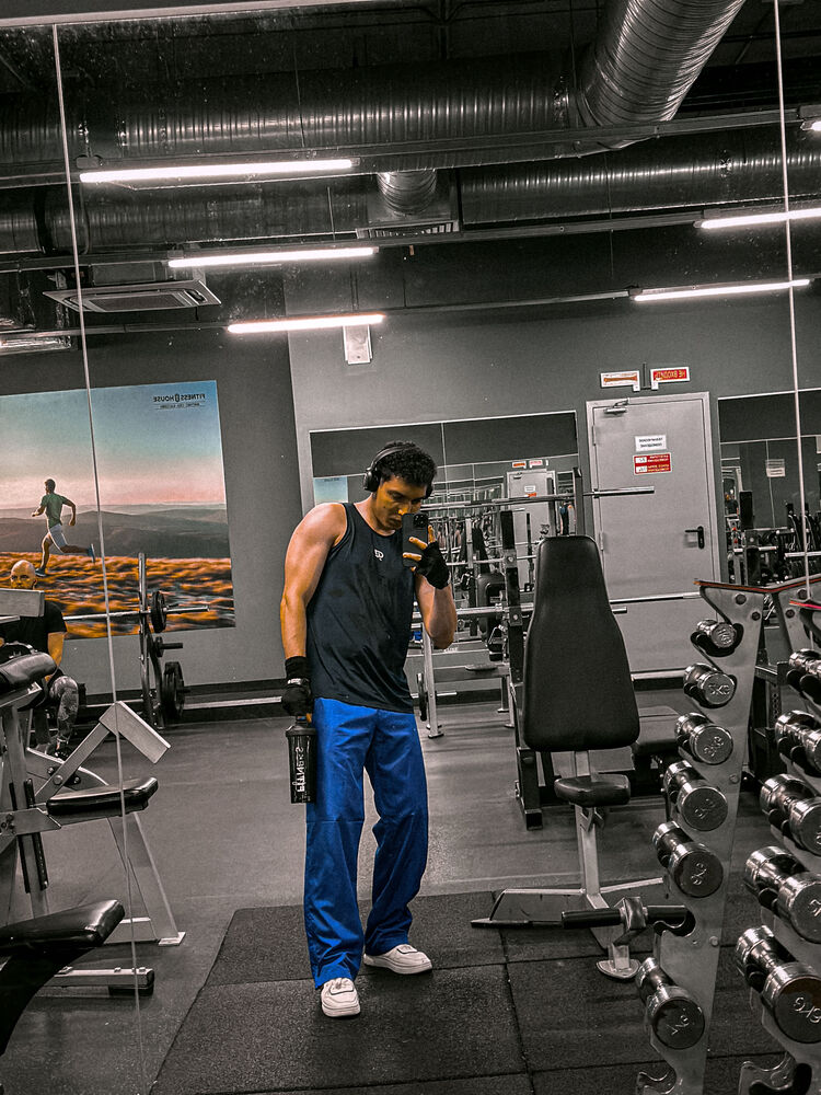  54711839  , 27 ,    -