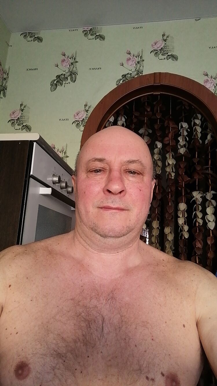  42057609  , 61 ,    