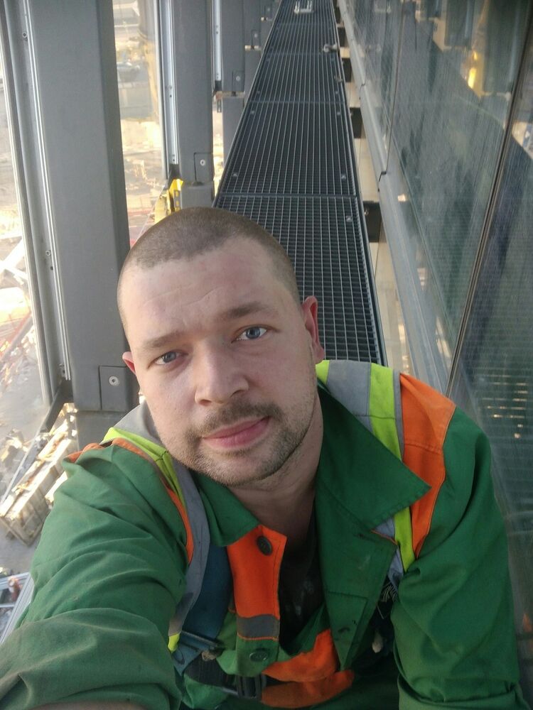  17608999  , 37 ,    