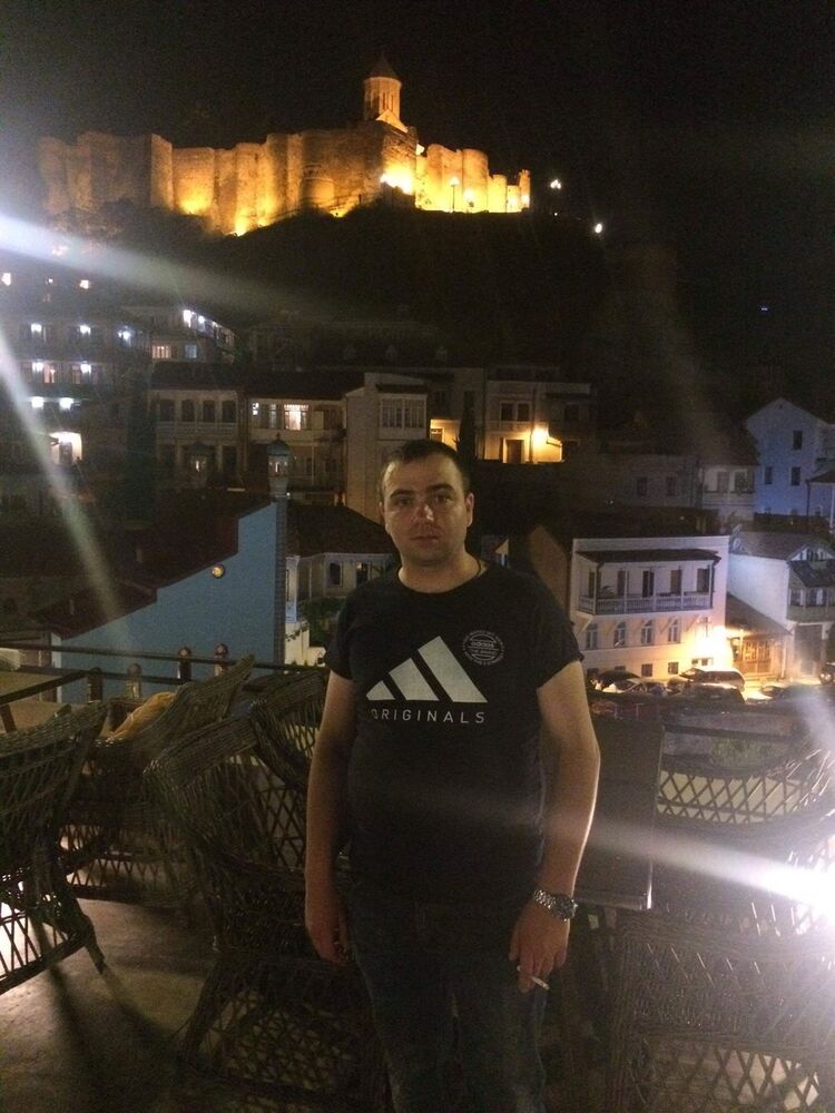  ,   Gio, 35 ,   ,   , c 