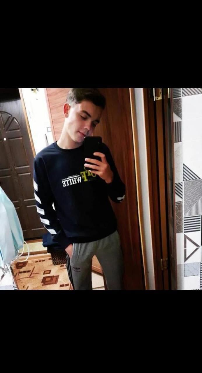  30464649  , 22 ,    
