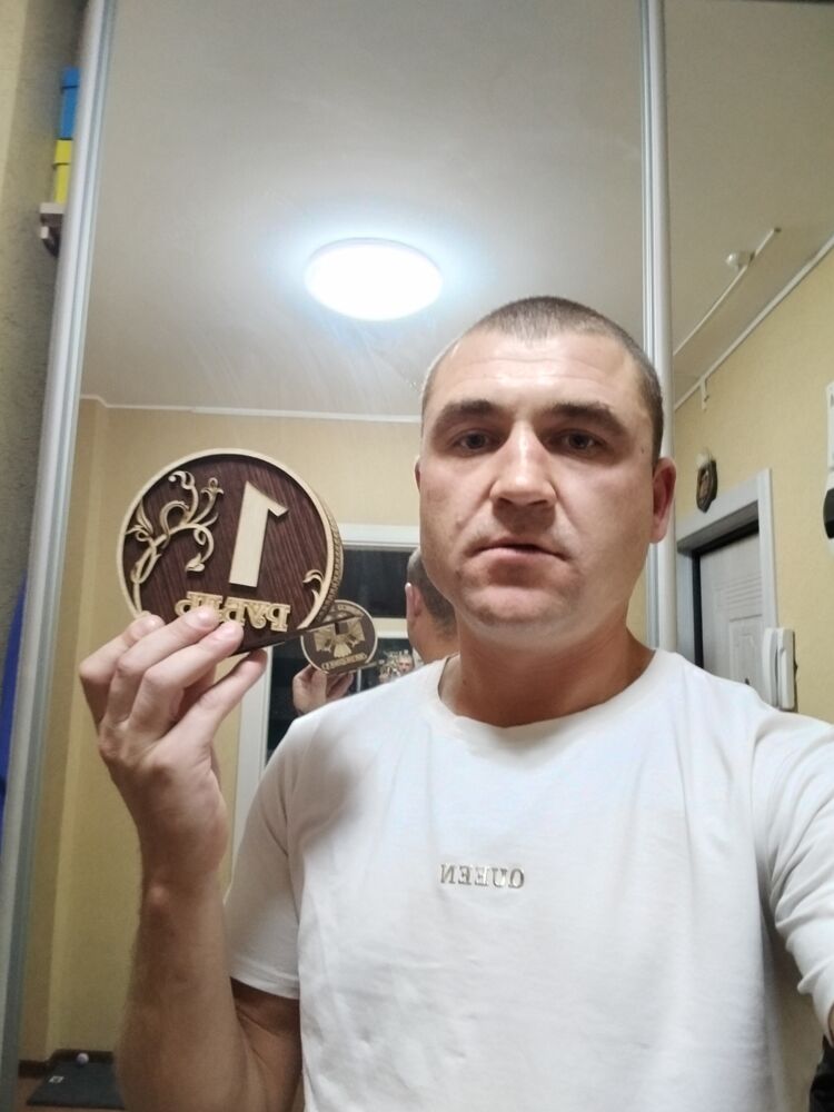  49219049  , 34 ,    