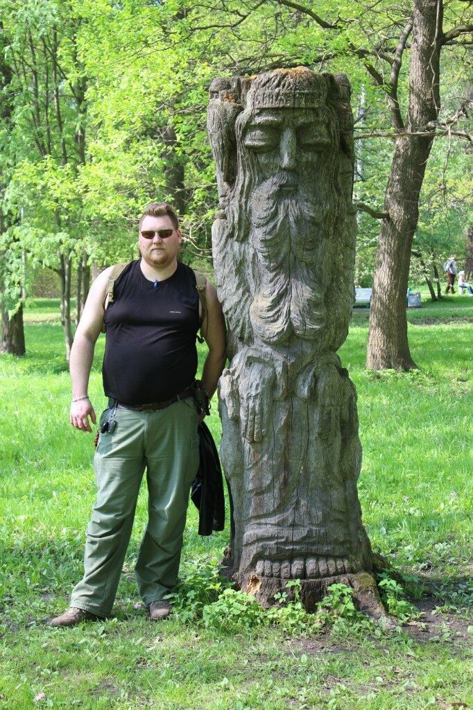  47145769  Vlad, 44 ,    