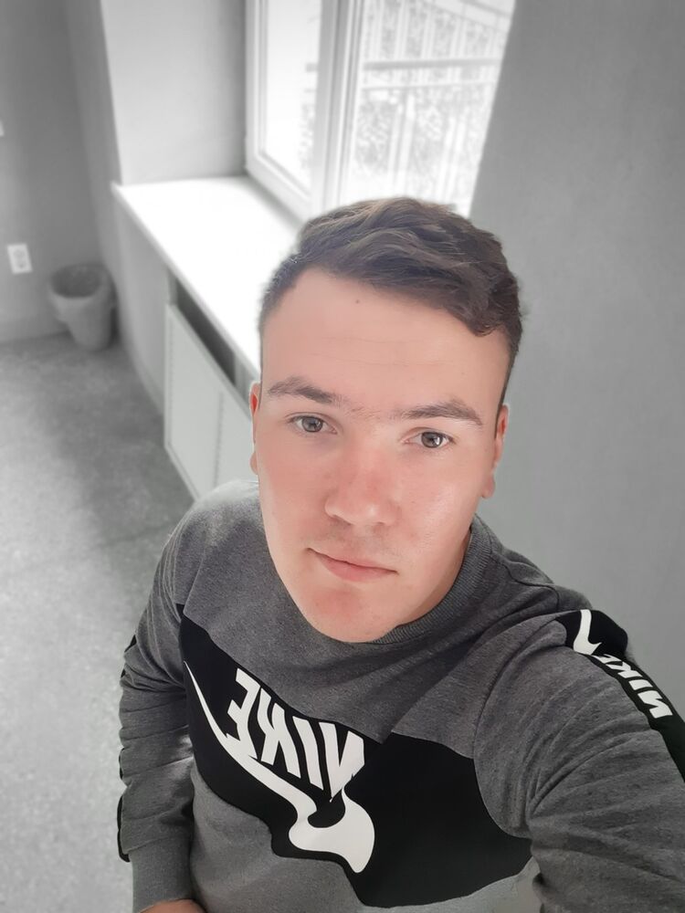  18306959  , 28 ,    