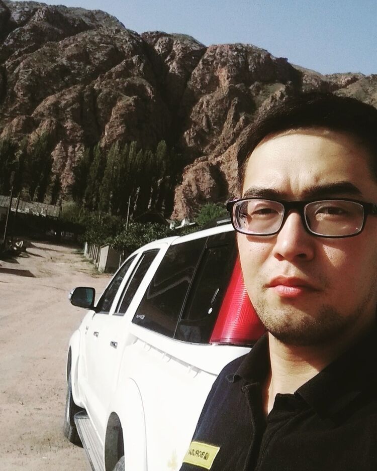  ,   Jony, 31 ,   ,   , c 