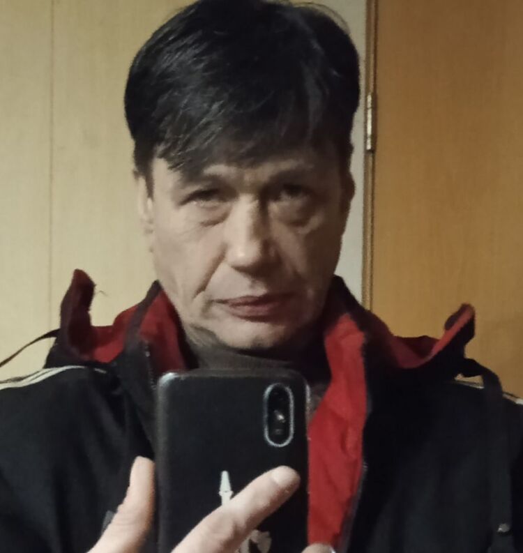  54002999  Oleg, 54 ,    -